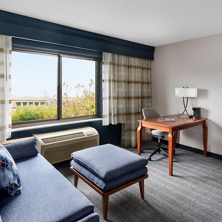 מלון Courtyard By Marriott Sacramento פולסום מראה חיצוני תמונה