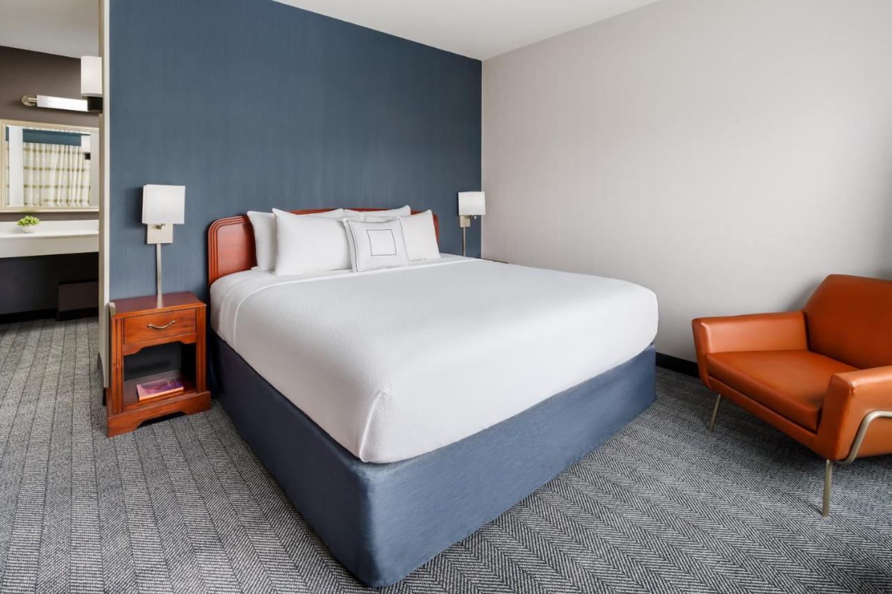 מלון Courtyard By Marriott Sacramento פולסום מראה חיצוני תמונה