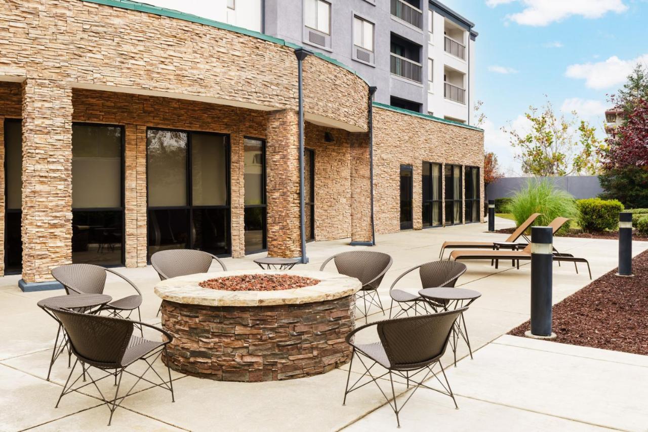 מלון Courtyard By Marriott Sacramento פולסום מראה חיצוני תמונה