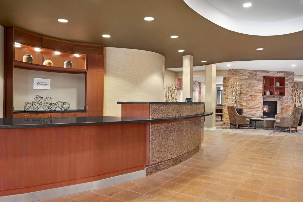 מלון Courtyard By Marriott Sacramento פולסום מראה חיצוני תמונה