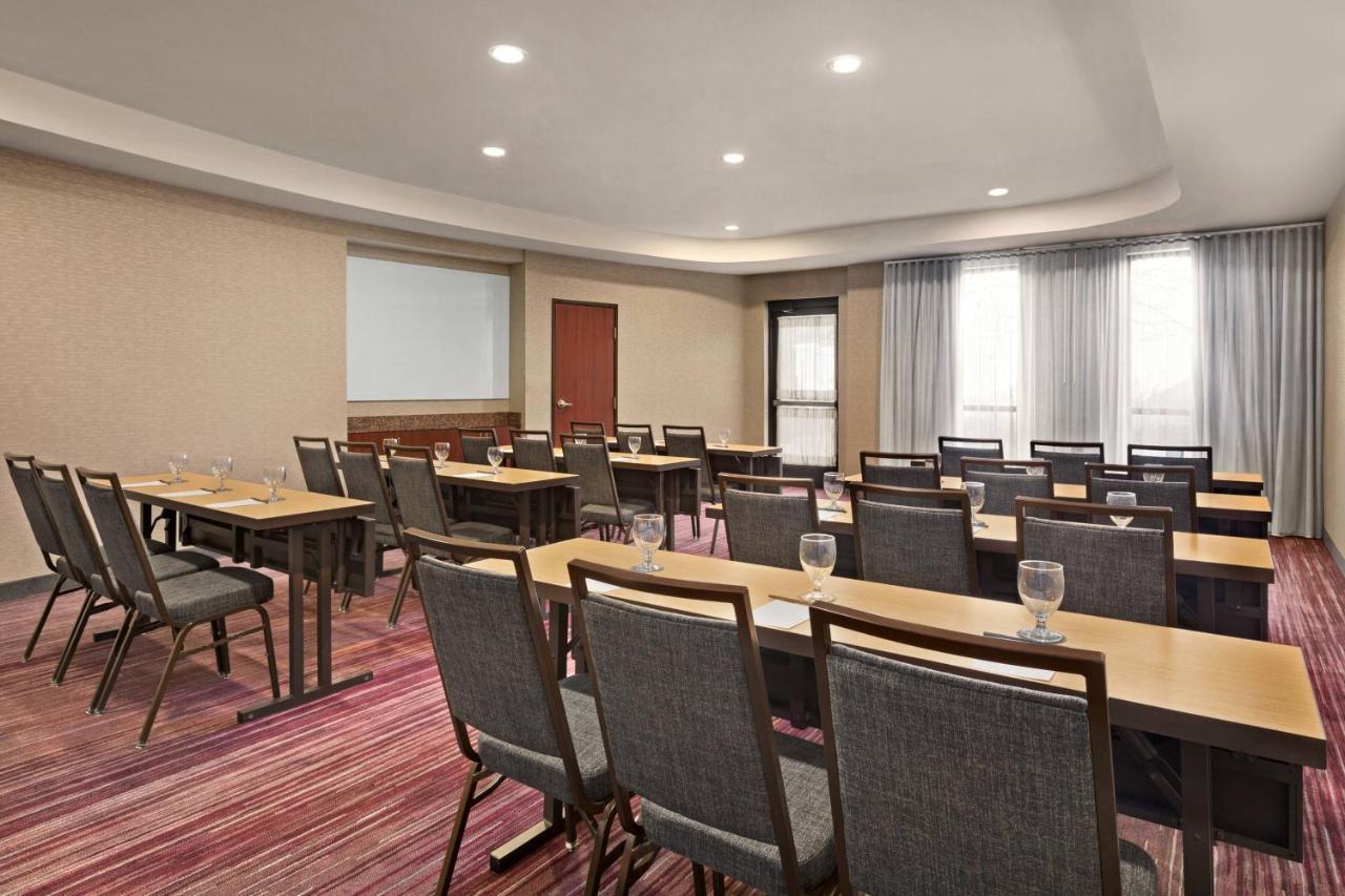 מלון Courtyard By Marriott Sacramento פולסום מראה חיצוני תמונה