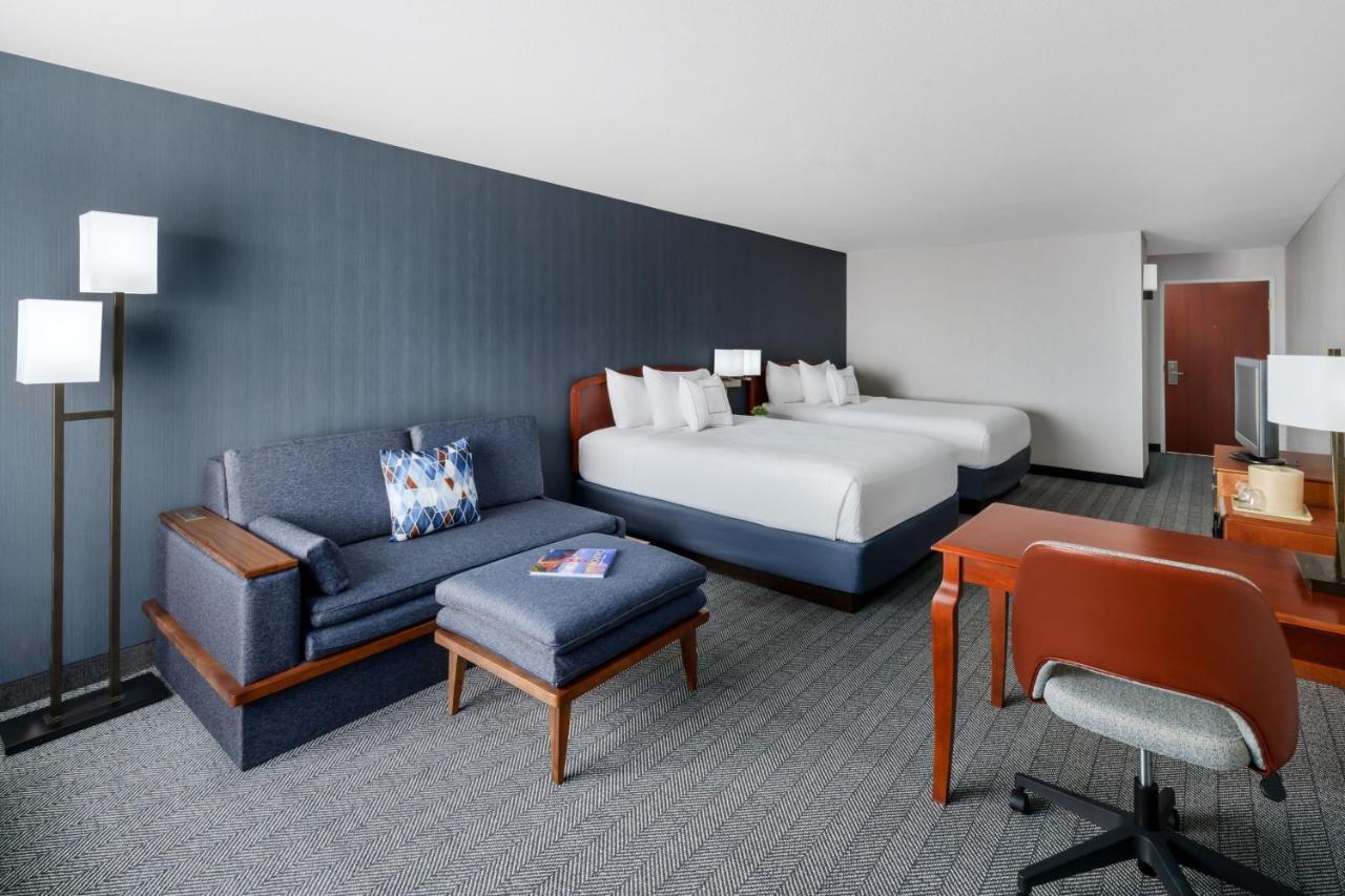 מלון Courtyard By Marriott Sacramento פולסום מראה חיצוני תמונה