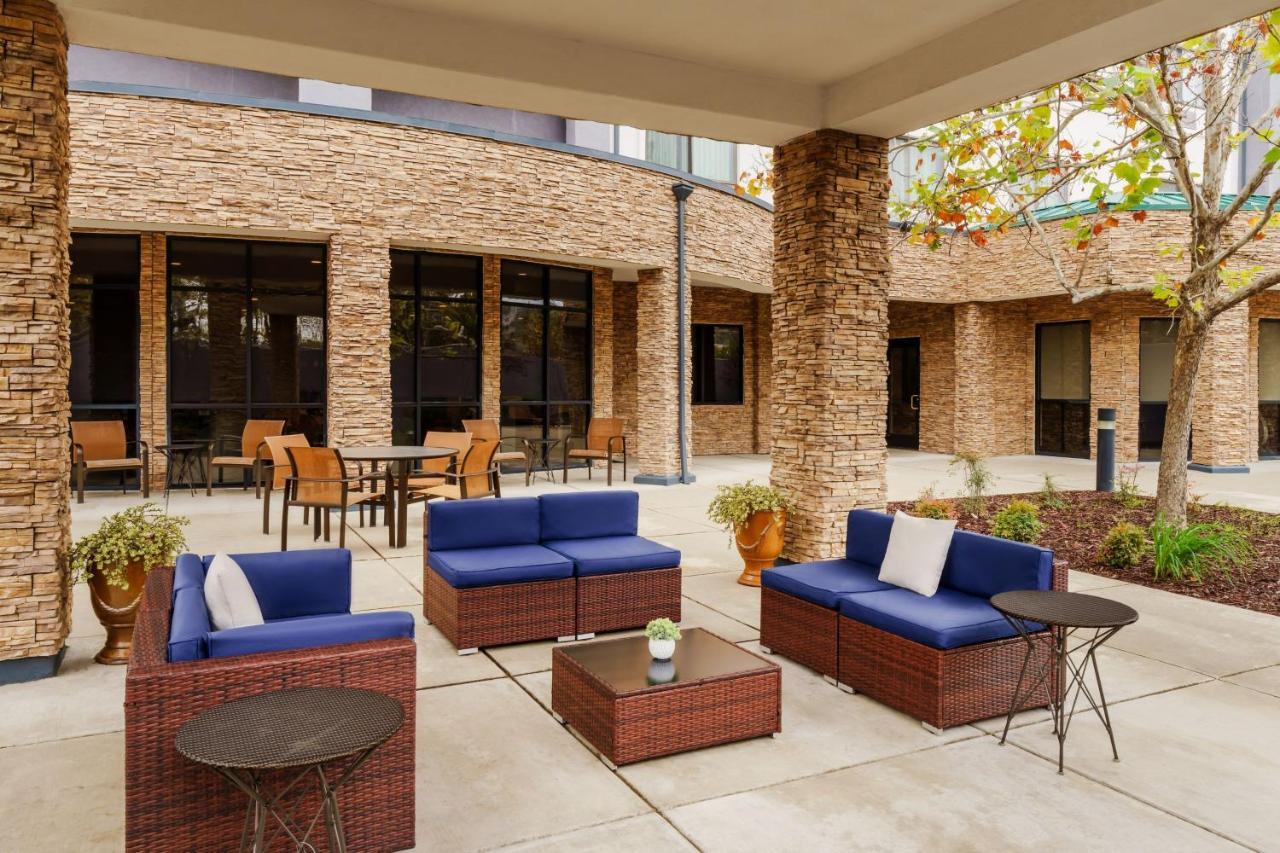 מלון Courtyard By Marriott Sacramento פולסום מראה חיצוני תמונה