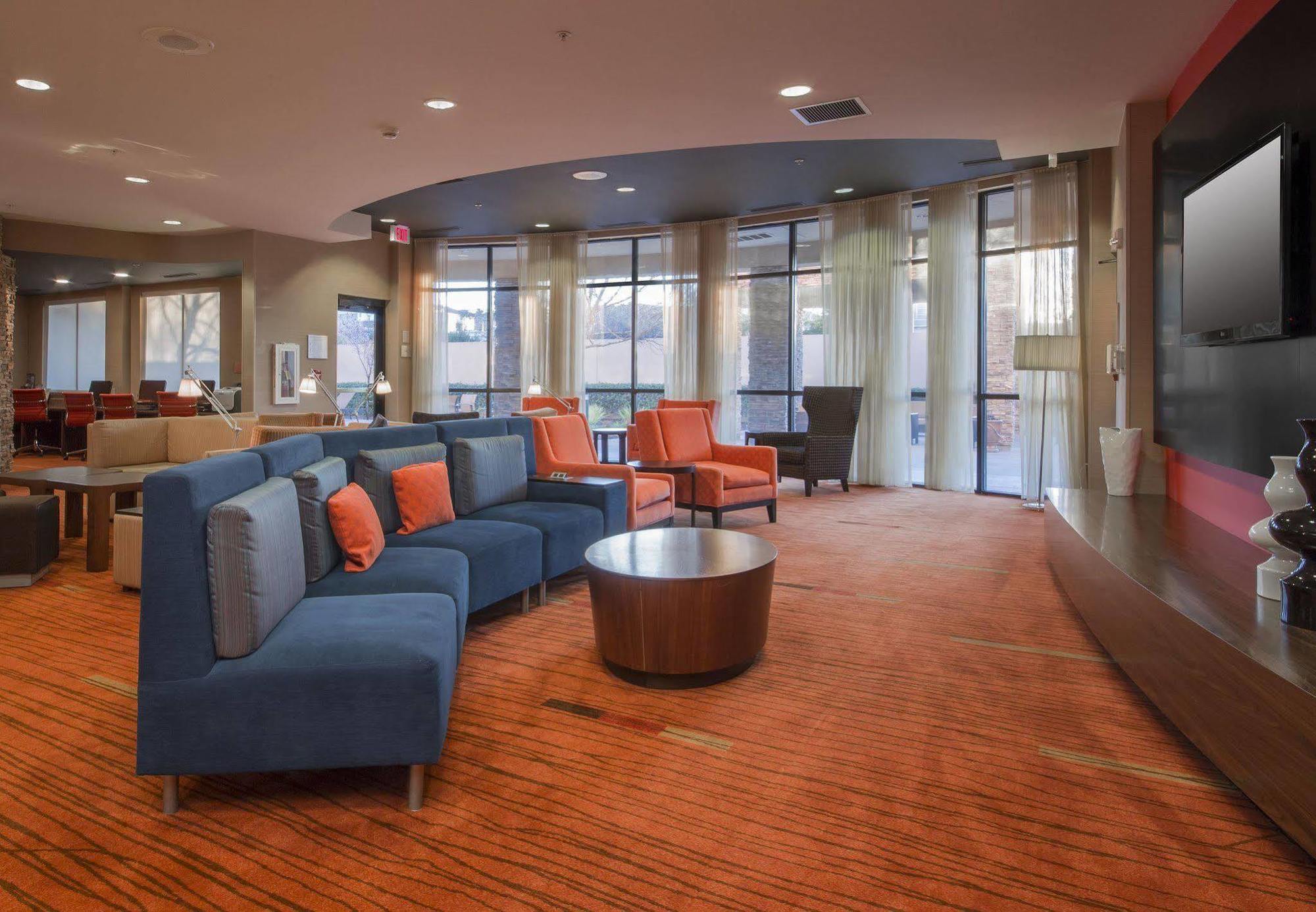 מלון Courtyard By Marriott Sacramento פולסום מראה חיצוני תמונה