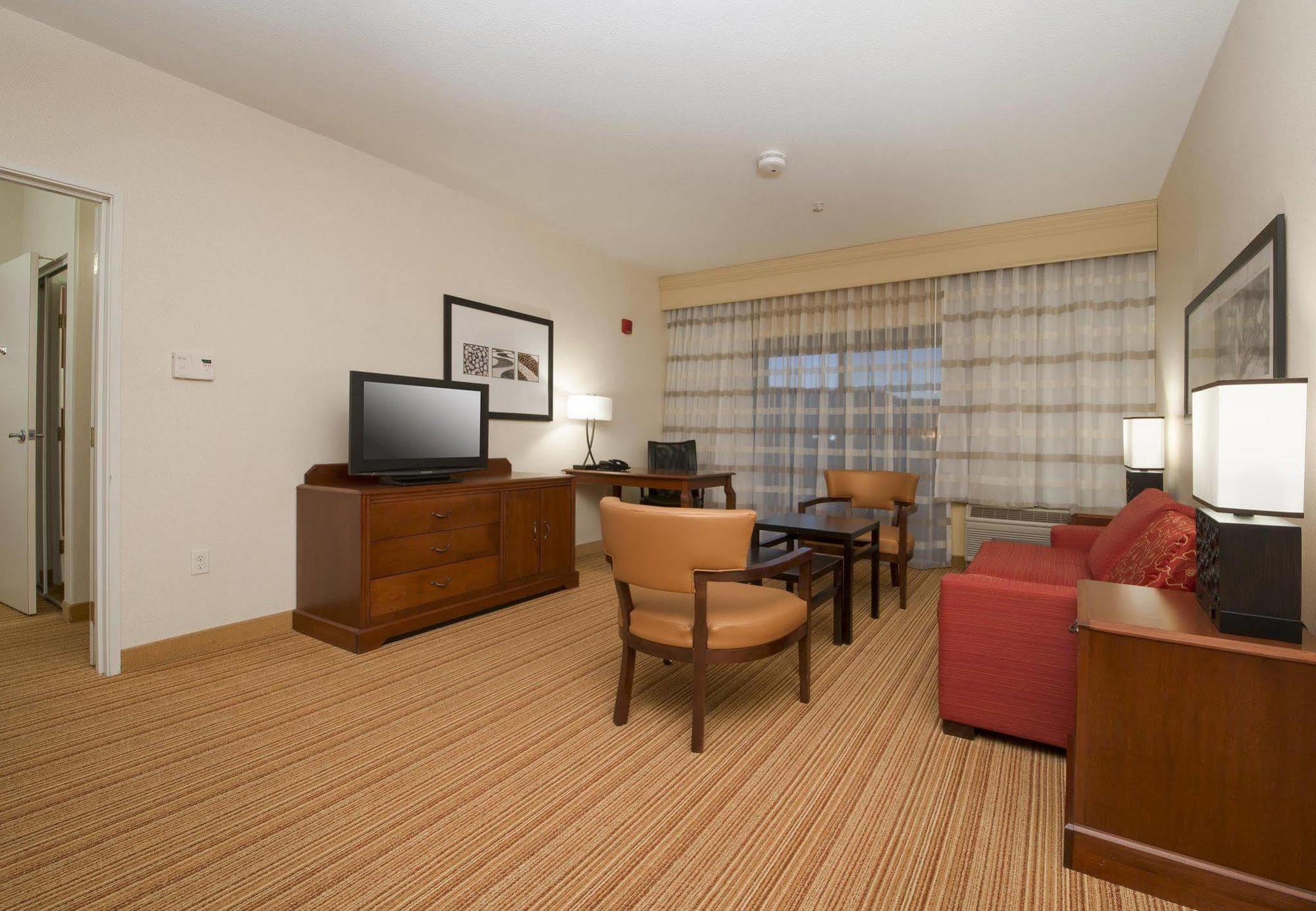מלון Courtyard By Marriott Sacramento פולסום מראה חיצוני תמונה